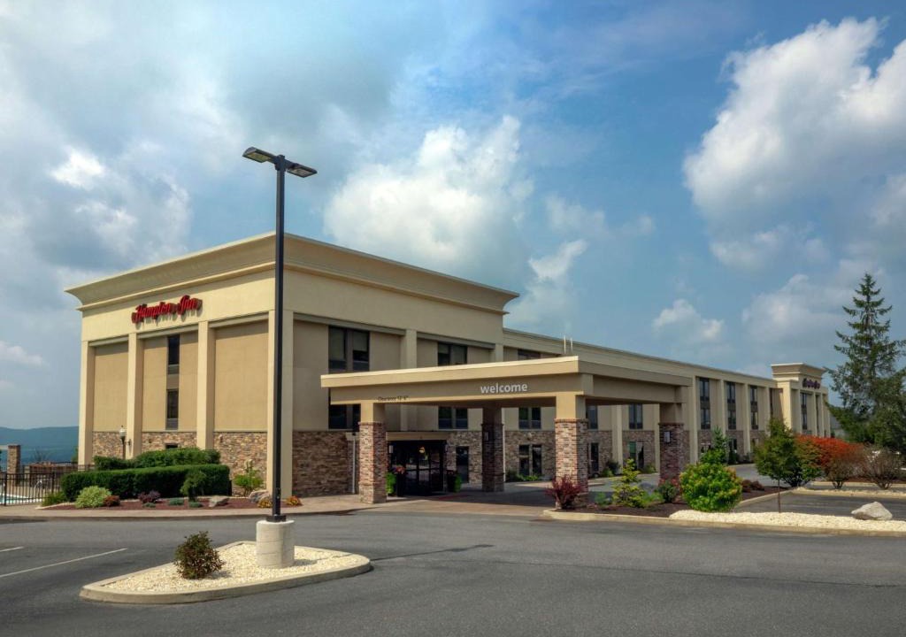 Sybertsville Hotel | Hampton Inn Hazleton