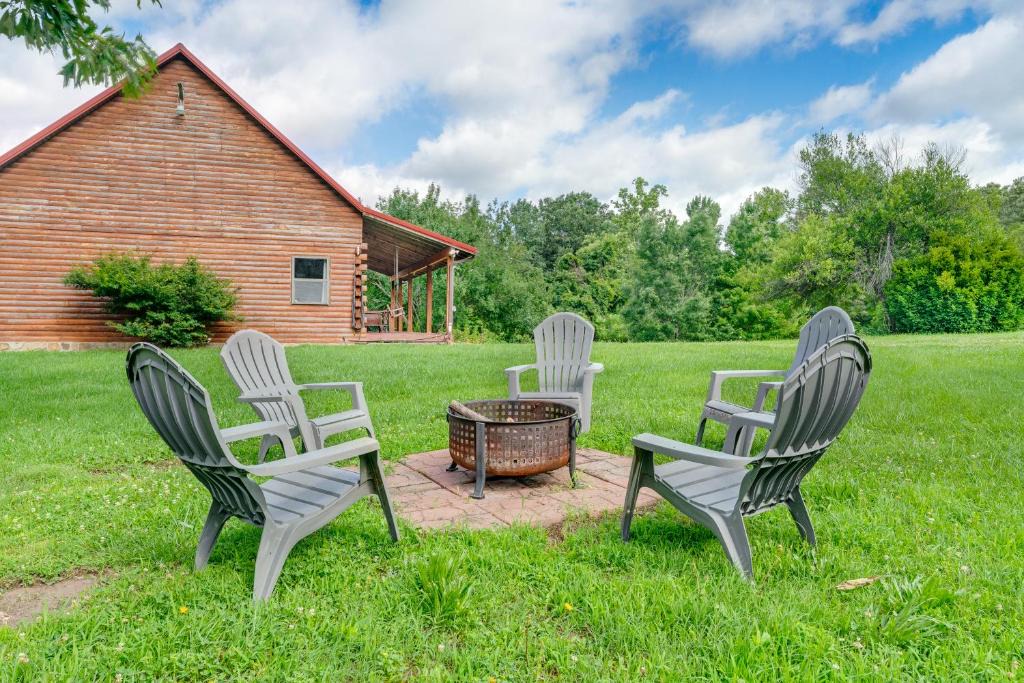 Harrison House | Secluded Harrison Retreat w Fire Pit and Deck