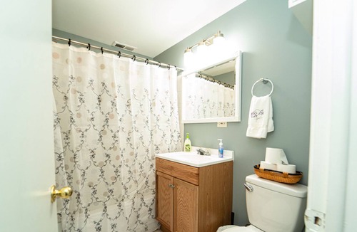 Forestview Apartment | Cozy & Comfy Studio