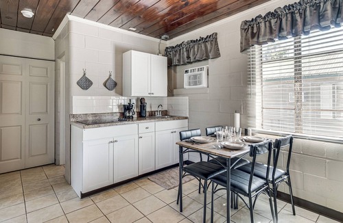 Hernando Cottage | Fish & Float Lakeside! Hernando Cabin