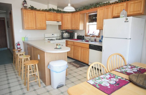 Town of Webb Ski Chalet | Hamilton House @ Eagle Bay Village