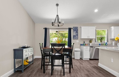 Citrus Springs House | Heated Pool Cheerful, Pet- friendly 3 Bedroom