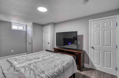 Lochearn House | Massive new construction home in a great community!