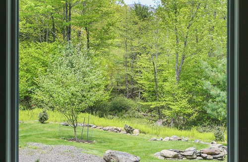 Kerhonkson House | Spring Special:Relax, Save, Farmhouse 2hrs NYC