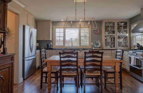 Roseland House | Sunset Pointe - Fire Pit | Walking Trails & Creek!
