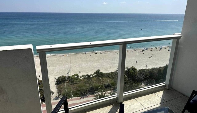 1128 - Ocean View with Balcony