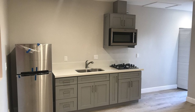 Brand new luxury guest suit Including laundry room