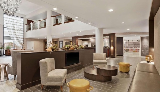 DoubleTree by Hilton McLean Tysons