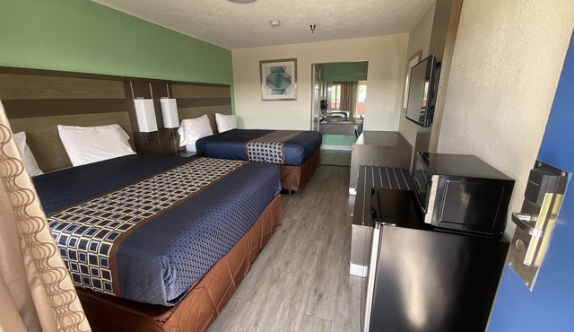 Executive Inn & Suites