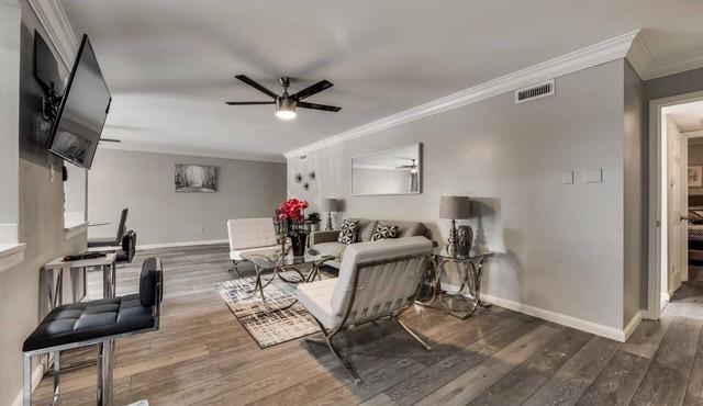 GP54C –World Cup Stay - 10 min to AT&T - Sleeps 4 - Free Parking