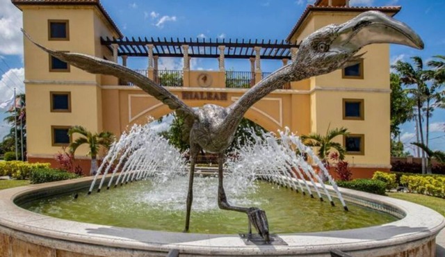 Hialeah, FL-Express Stay to enjoy- 2 double beds