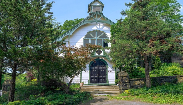 Historic Church Home in Woodstock/Saugerties