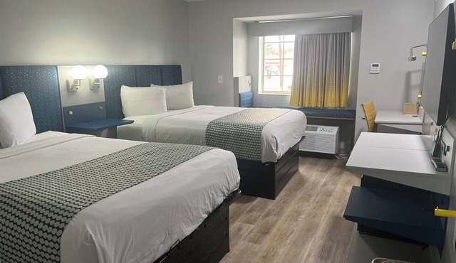 Micro Hotel