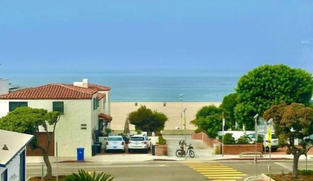 Ocean View, Steps to the Beach!