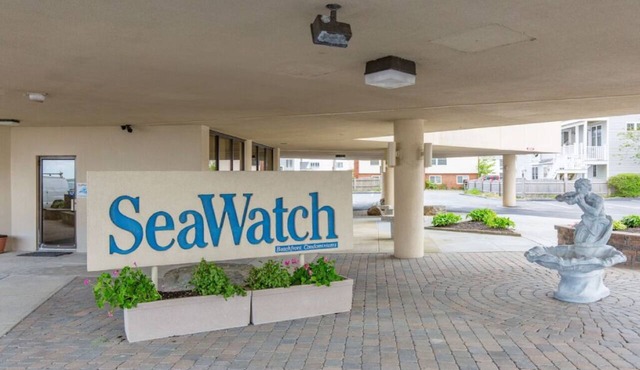 Oceanfront Seawatch condos- unit 407