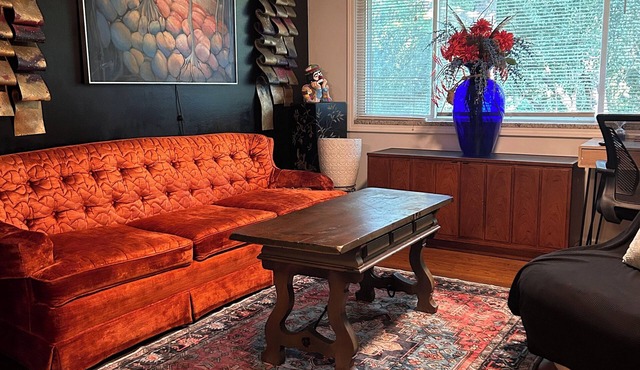 Private Vintage Curated Home Central ATL Stay