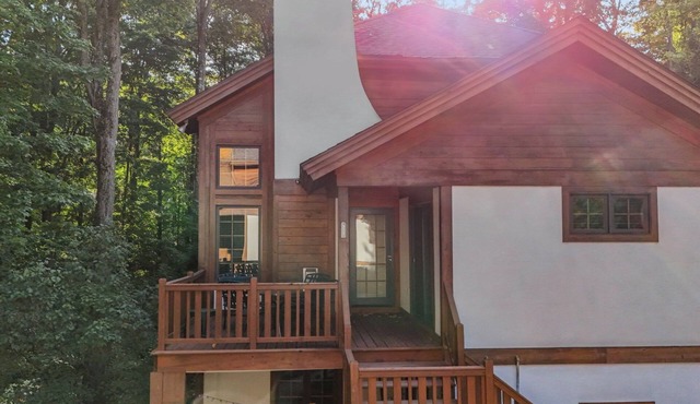 Remodeled | Game Room | gas Fireplace | Walking Distance to the Slopes!