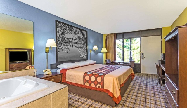 Super 8 by Wyndham Jessup/Baltimore Area