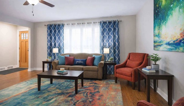 *The Comfy King Ranch*King Bed Suite*Fast Wi-Fi