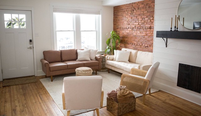 The Reservoir Inn: A peaceful townhome on the outskirts of Lancaster City