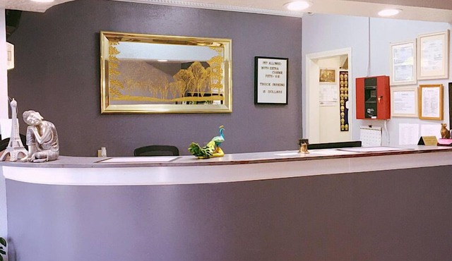 Travelers Inn