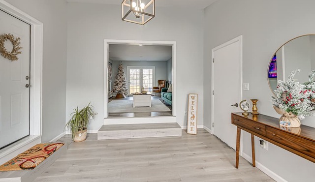 Newington Vacation Rental ~ 9 Mi to Hartford!