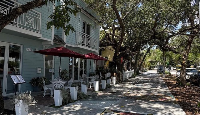 Bed & Breakfast Coconut Grove Miami
